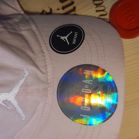 Infant Jordan cap - Picture 2 of 5